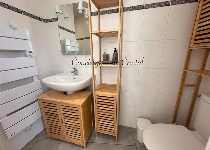 La Petite Maison Murataise Murat (Cantal)